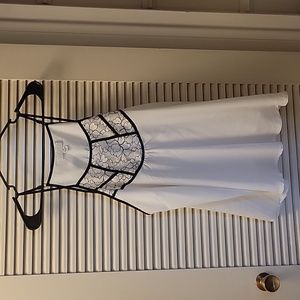 Black/White Contrast camisole